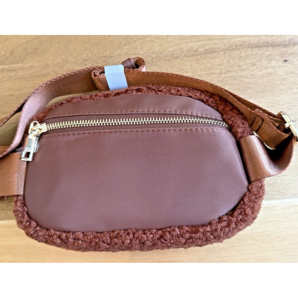 Urban Expressions Fuzzy Belt Bag Tan Santi Crossbody Unisex Fanny‎ Pack NEW - Picture 15 of 16